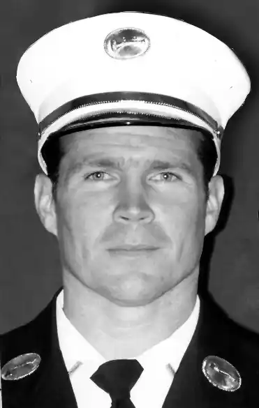 FF0261 Glenn Perry Portrait