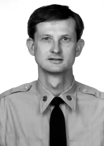 FF0323 Richard Van Hine Portrait