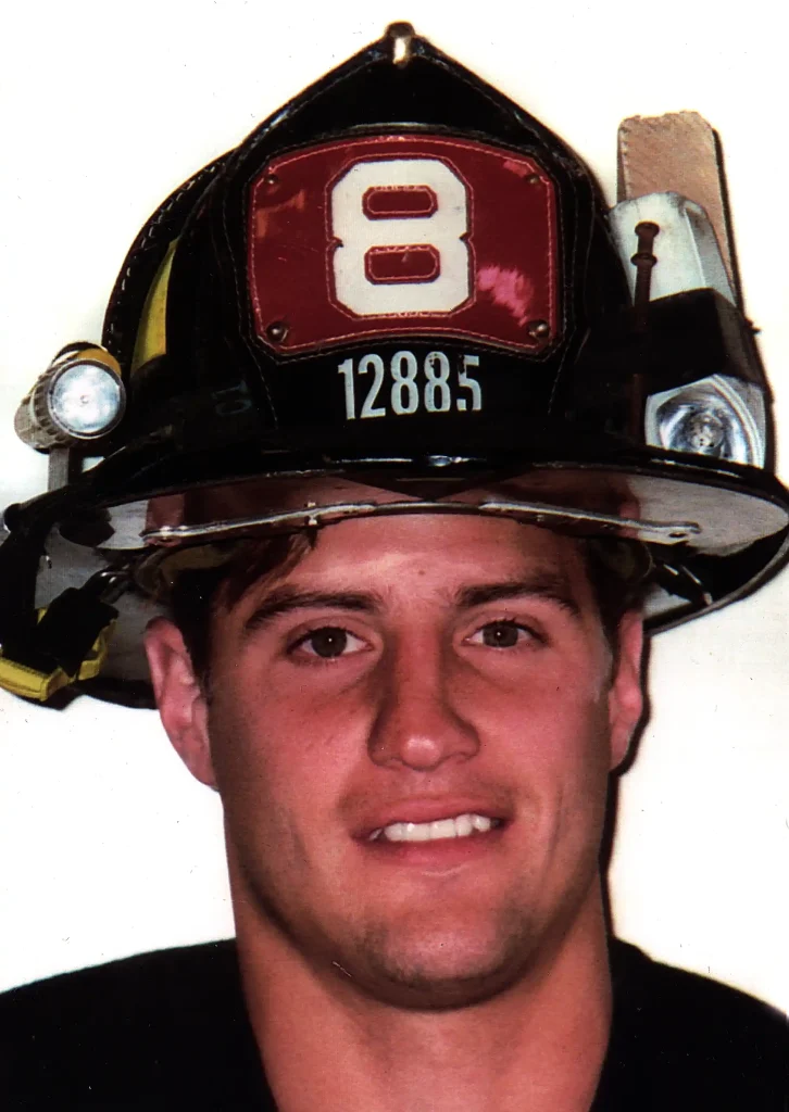 Portrait photo of Timothy Haskell